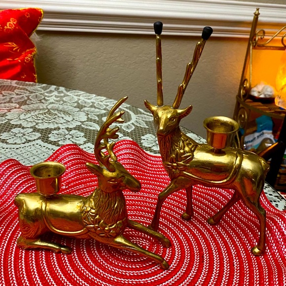 VINTAGE SOLID BRASS 2 DEER CANDLE HOLDERS